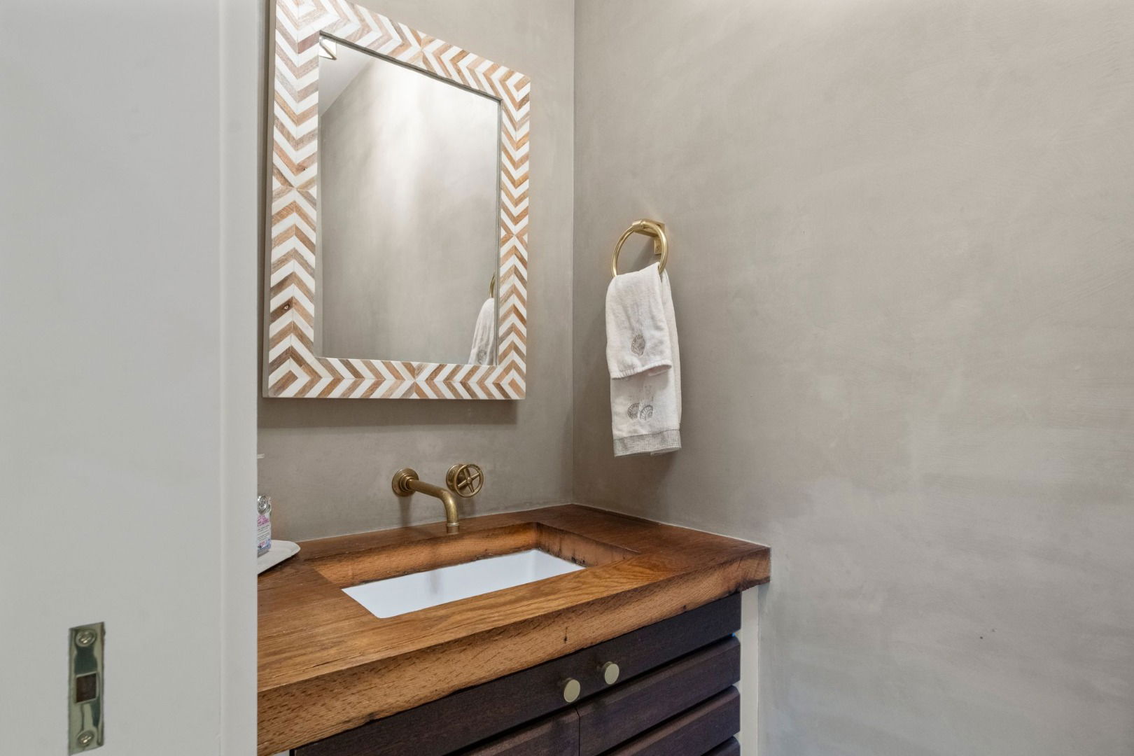 8 Austin Farm Drive photo 18