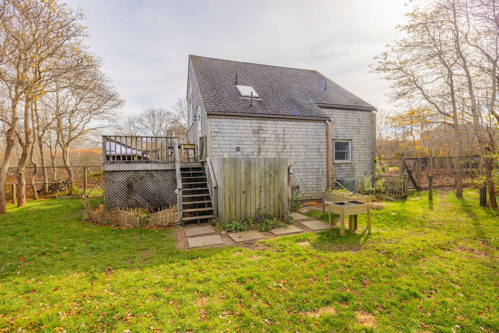 20 Lyons Lane photo 19