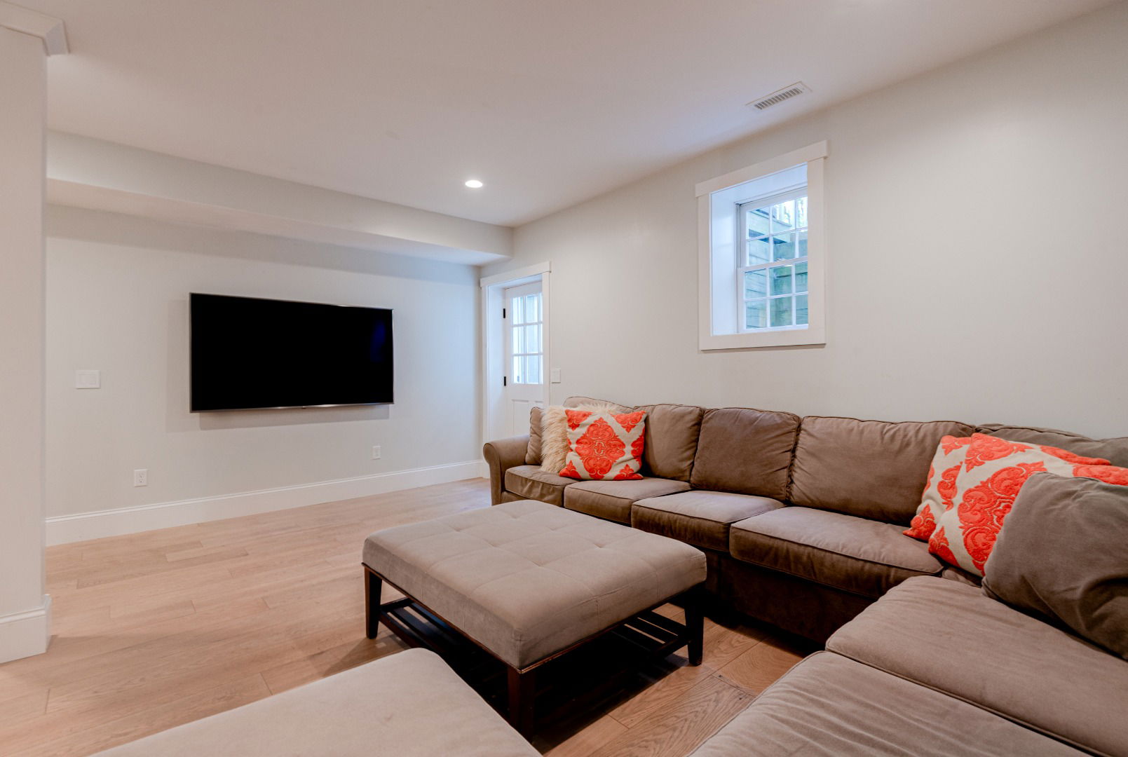 45 Pleasant Street photo 29