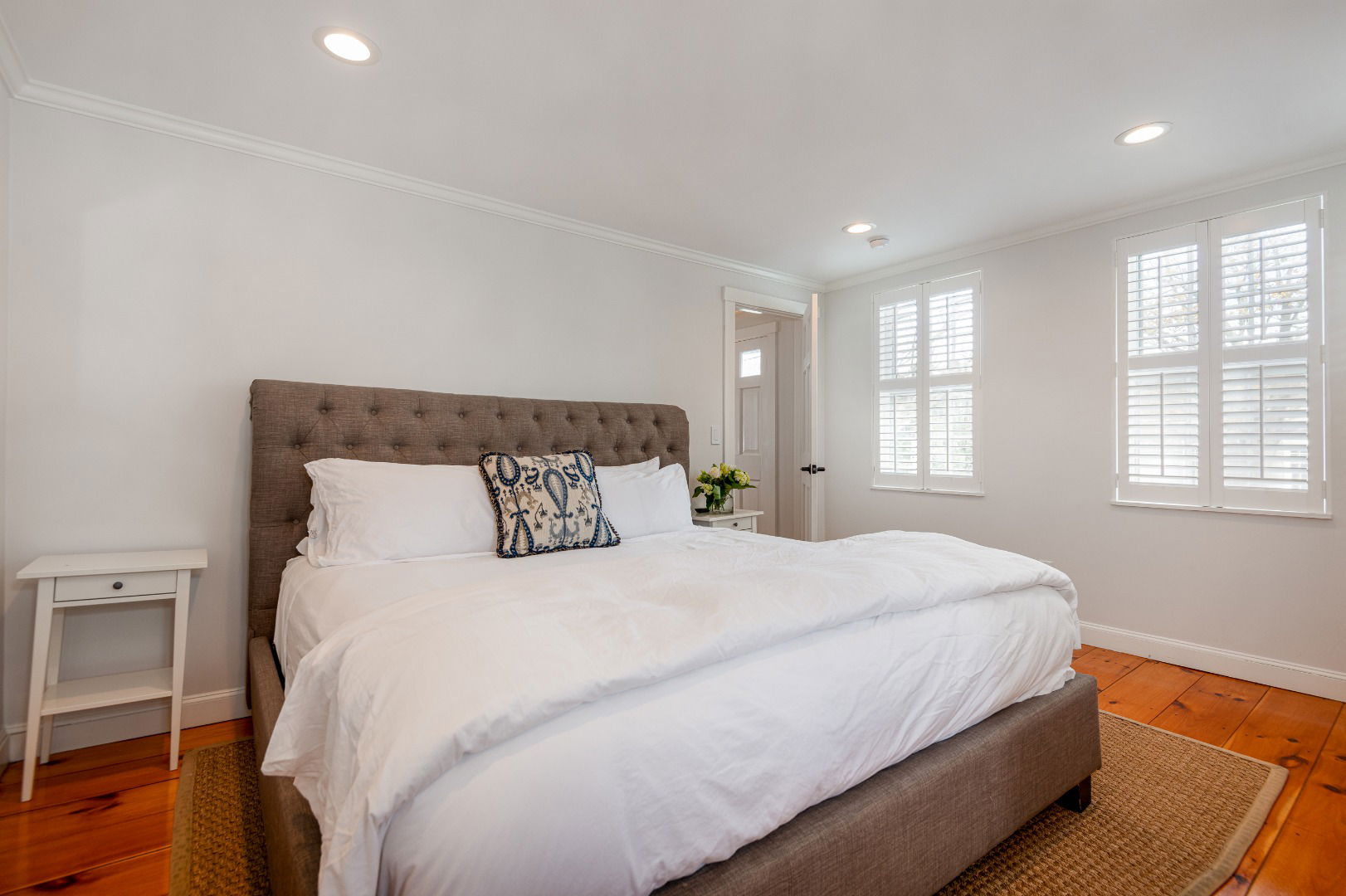 45 Pleasant Street photo 44