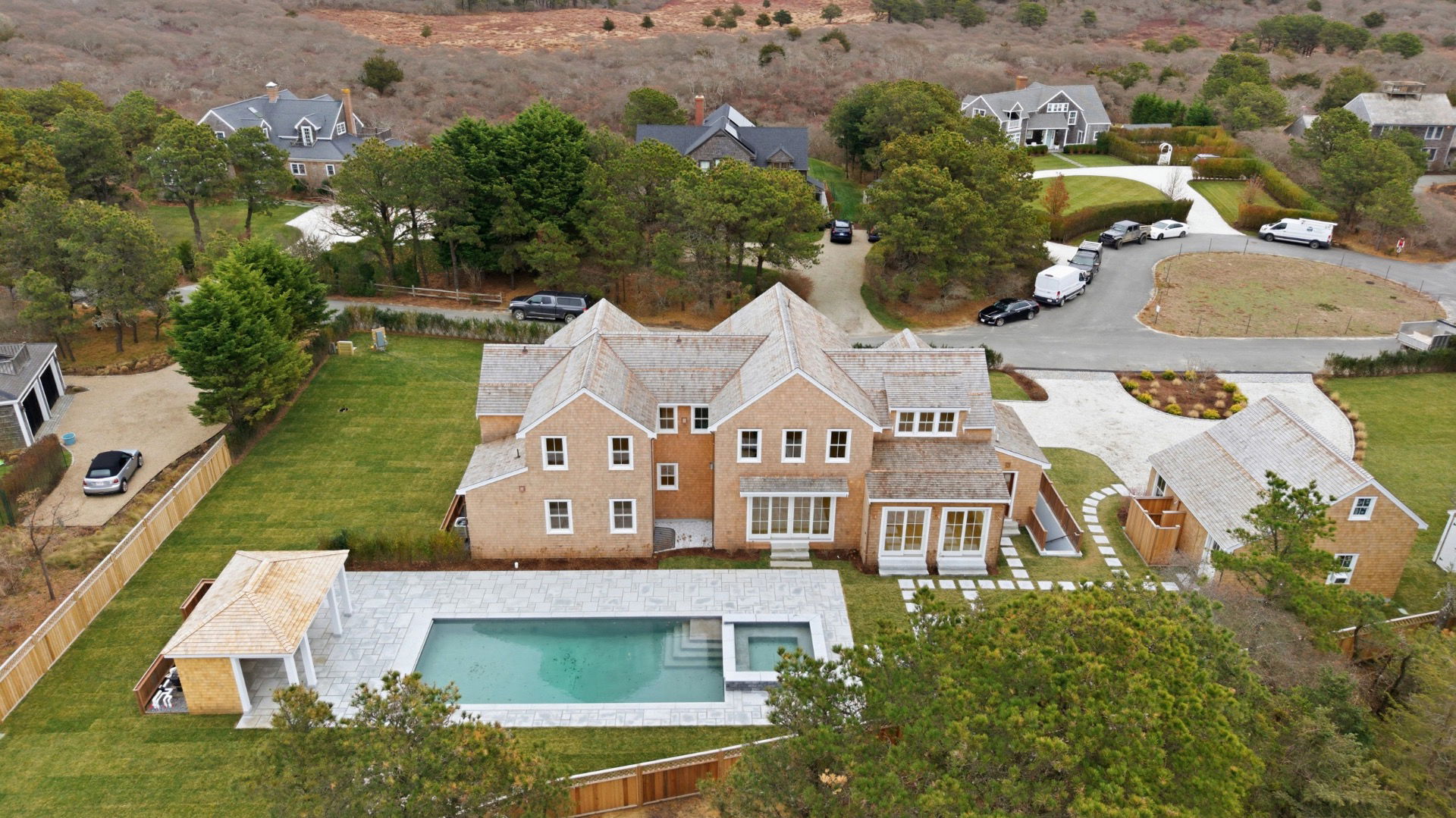 7 Moors End Lane photo 2